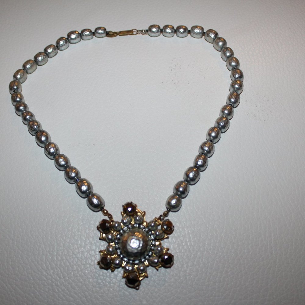 VINTAGE MIRIAM HASKELL GREY PEARL NECKLACE SIGNED VERY UNIQUE